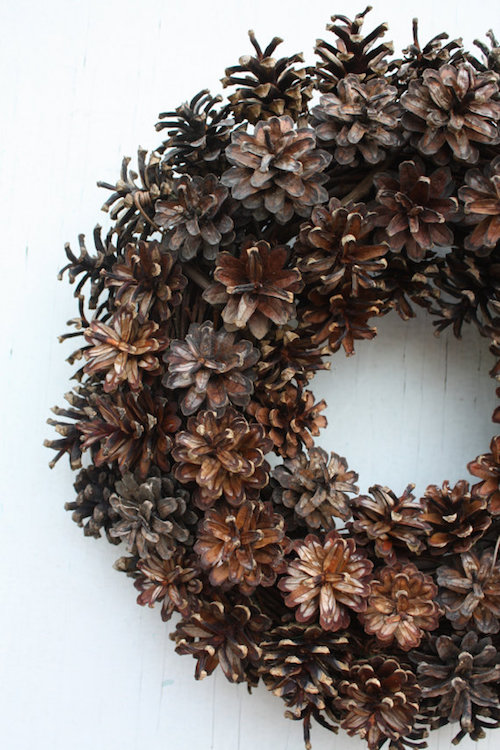 Pinecone wreath tutorial