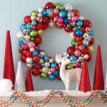 How to Make an Ornament Christmas Wreath (Video)