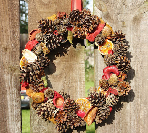 Dried fruit wreath