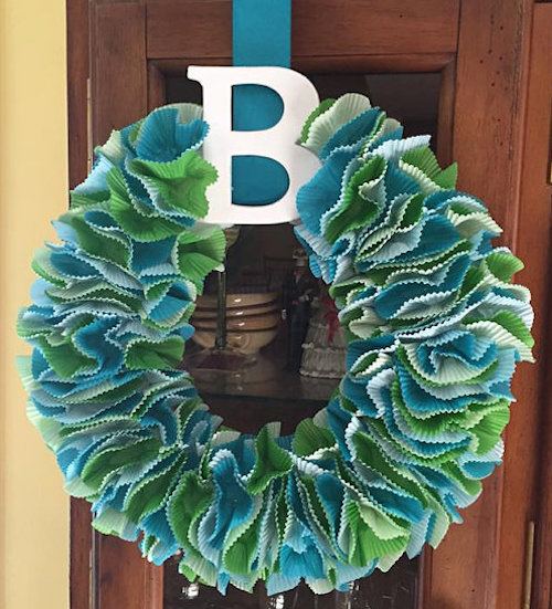 How to Make a Wreath from Cupcake Liners