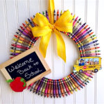 How to Make a Teacher’s Back to School Wreath