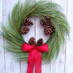 How to Make Life-Like Artificial Christmas Wreaths